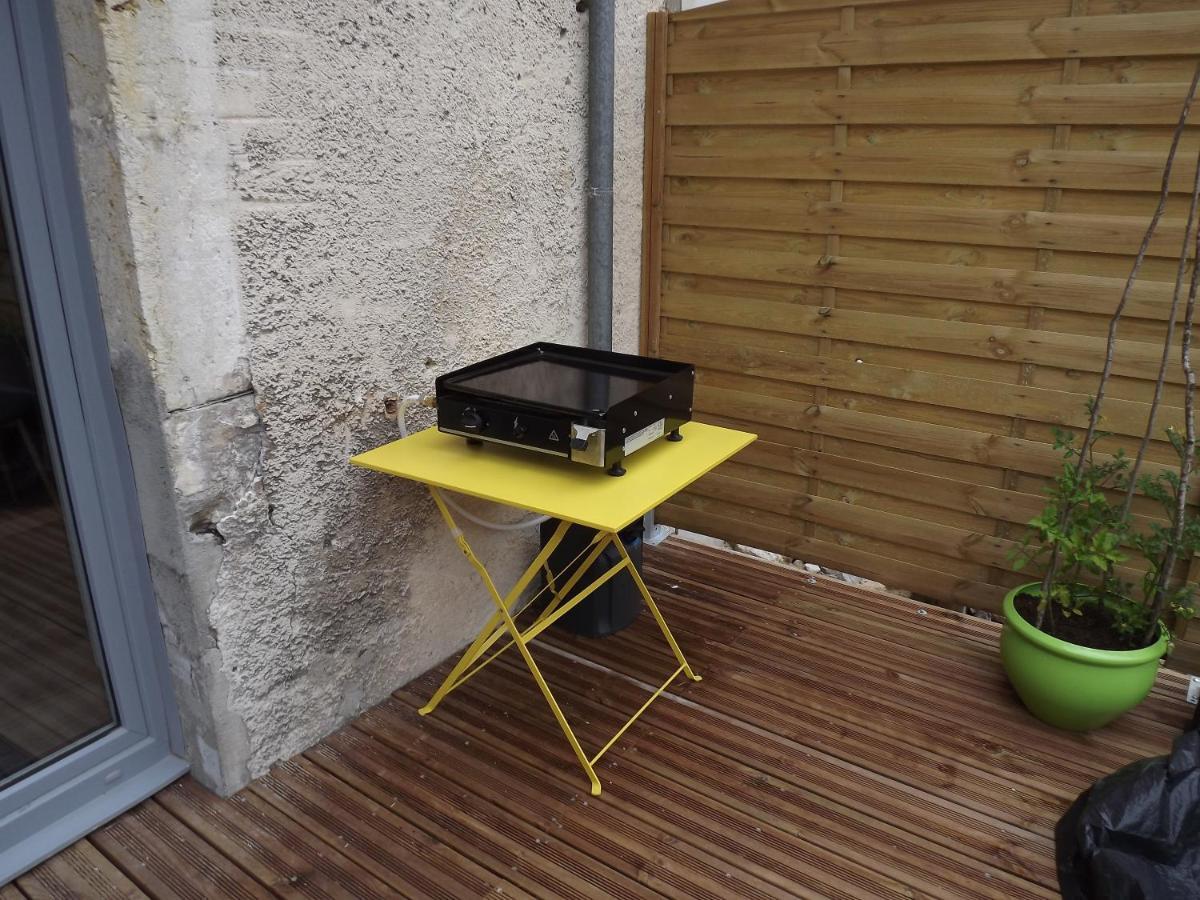 Gite La Petite Ecluse En Bord De Loue Lods Exterior foto